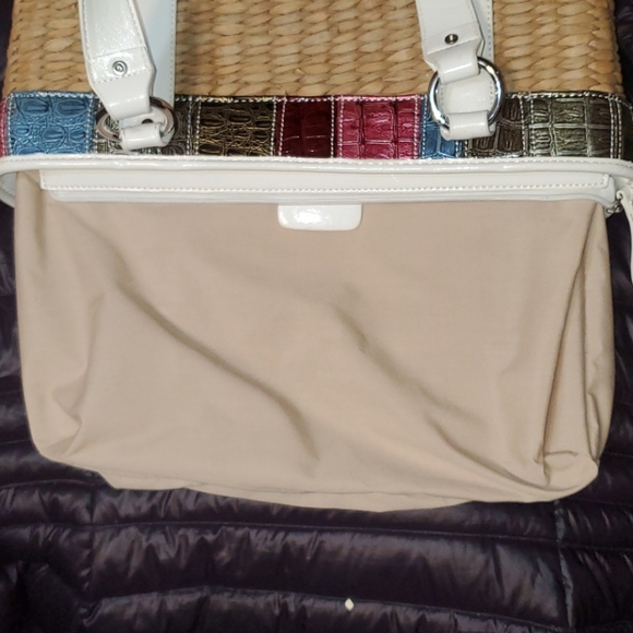 Straw  Handbag - Picture 10 of 16